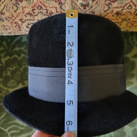 Vintage 1920s B. Forman Co. Riviera Italian Made Black Velour Hat Chapeau Vintage 1920s B. Forman Co. Riviera Italian Made Black  main image 3